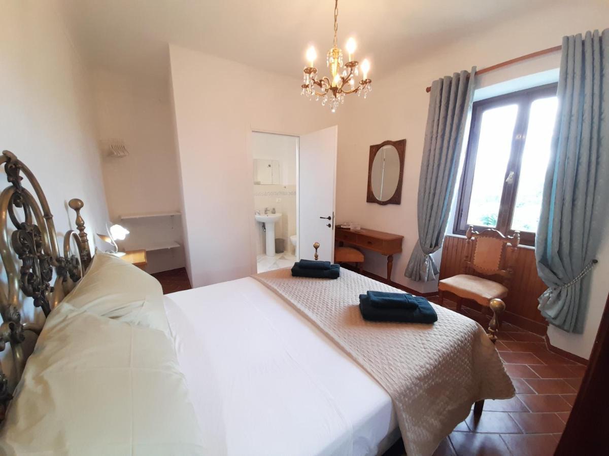 Monti Guesthouse Monti di Licciana Nardi Bagian luar foto