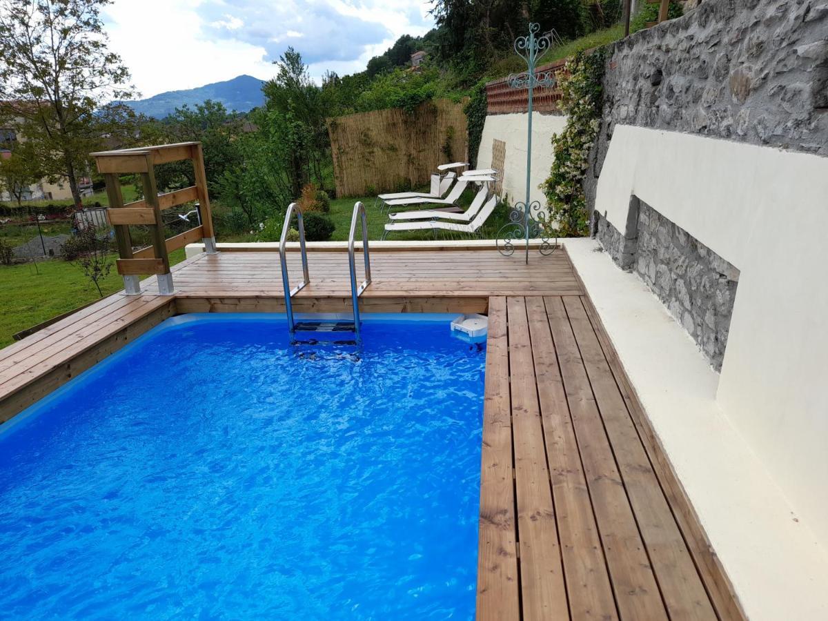 Monti Guesthouse Monti di Licciana Nardi Bagian luar foto