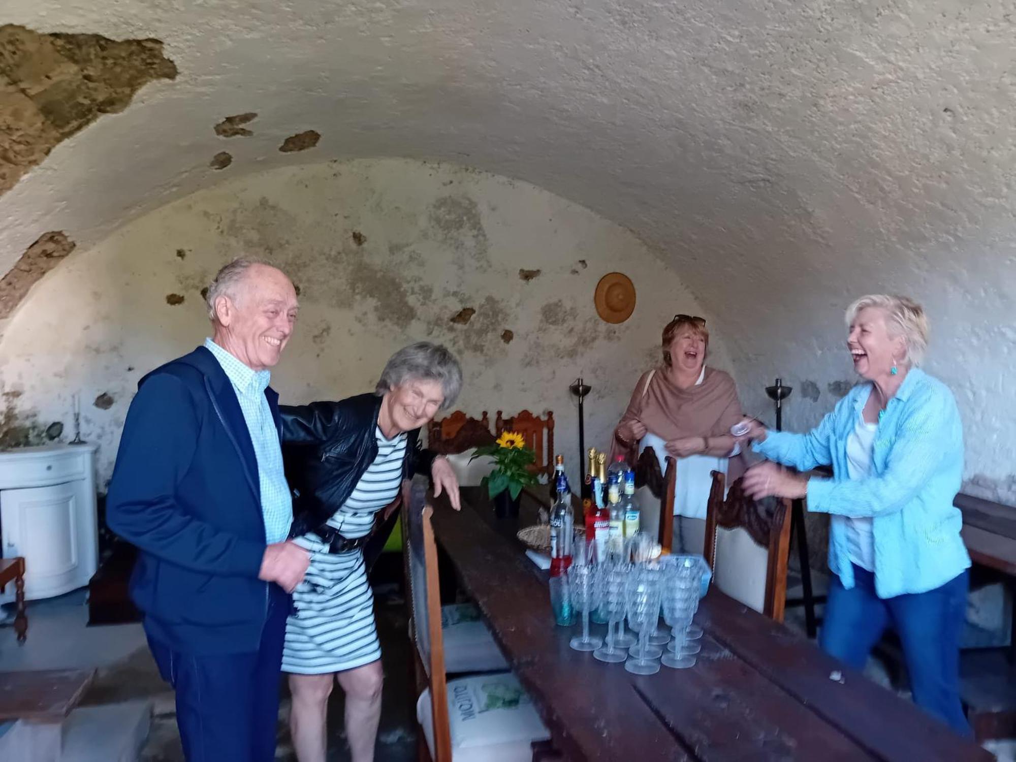 Monti Guesthouse Monti di Licciana Nardi Bagian luar foto