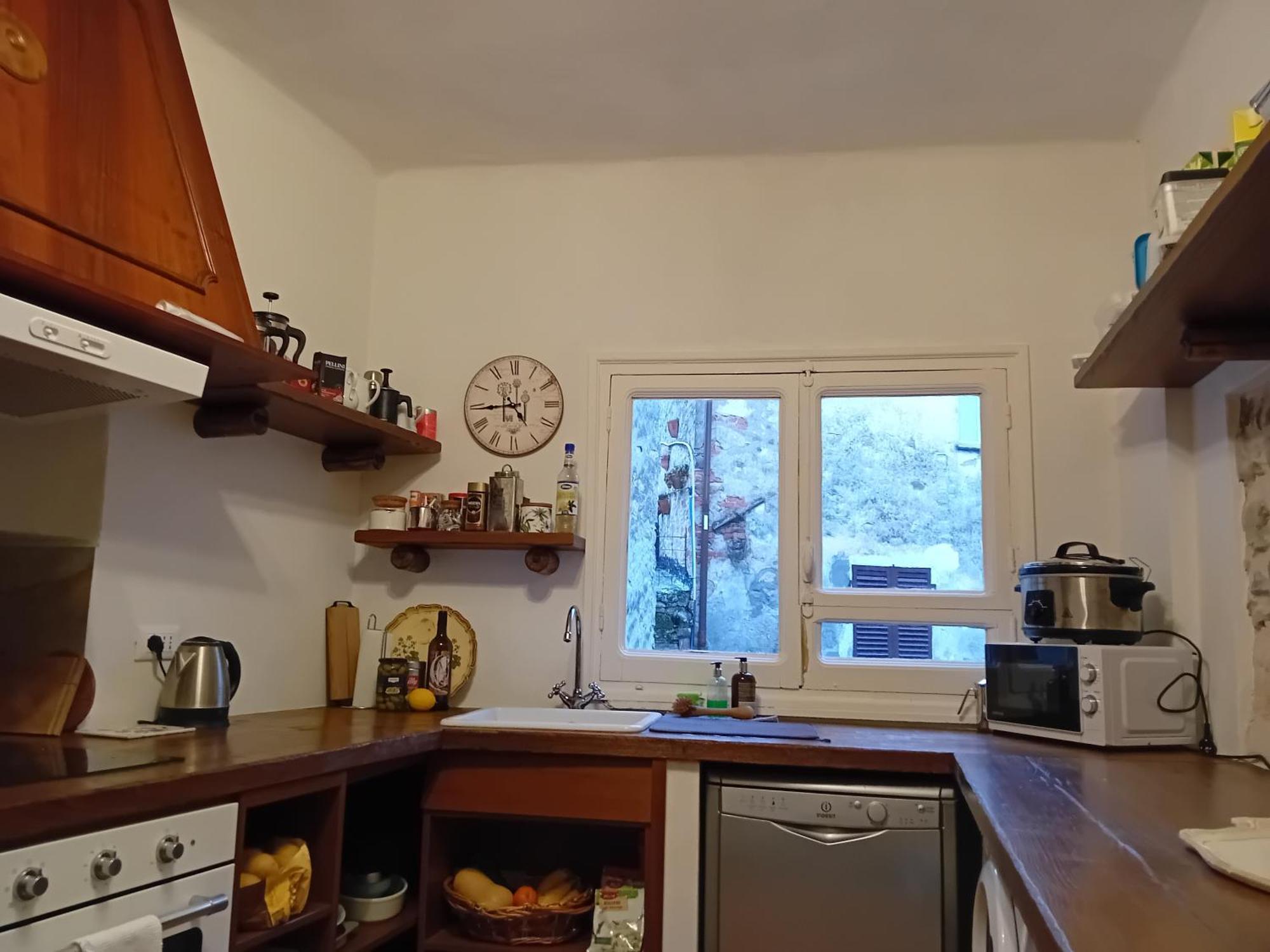 Monti Guesthouse Monti di Licciana Nardi Ruang foto