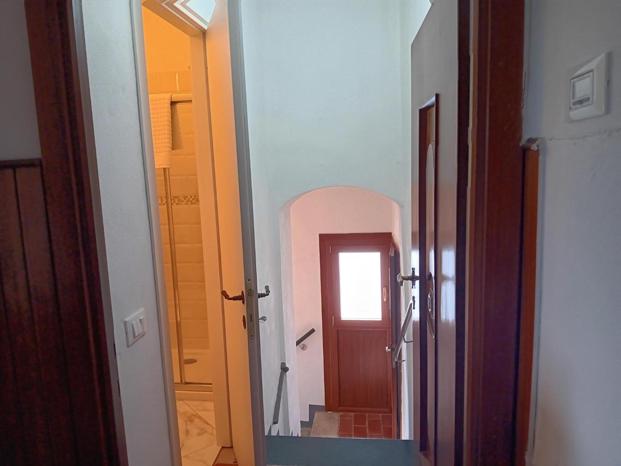 Monti Guesthouse Monti di Licciana Nardi Bagian luar foto